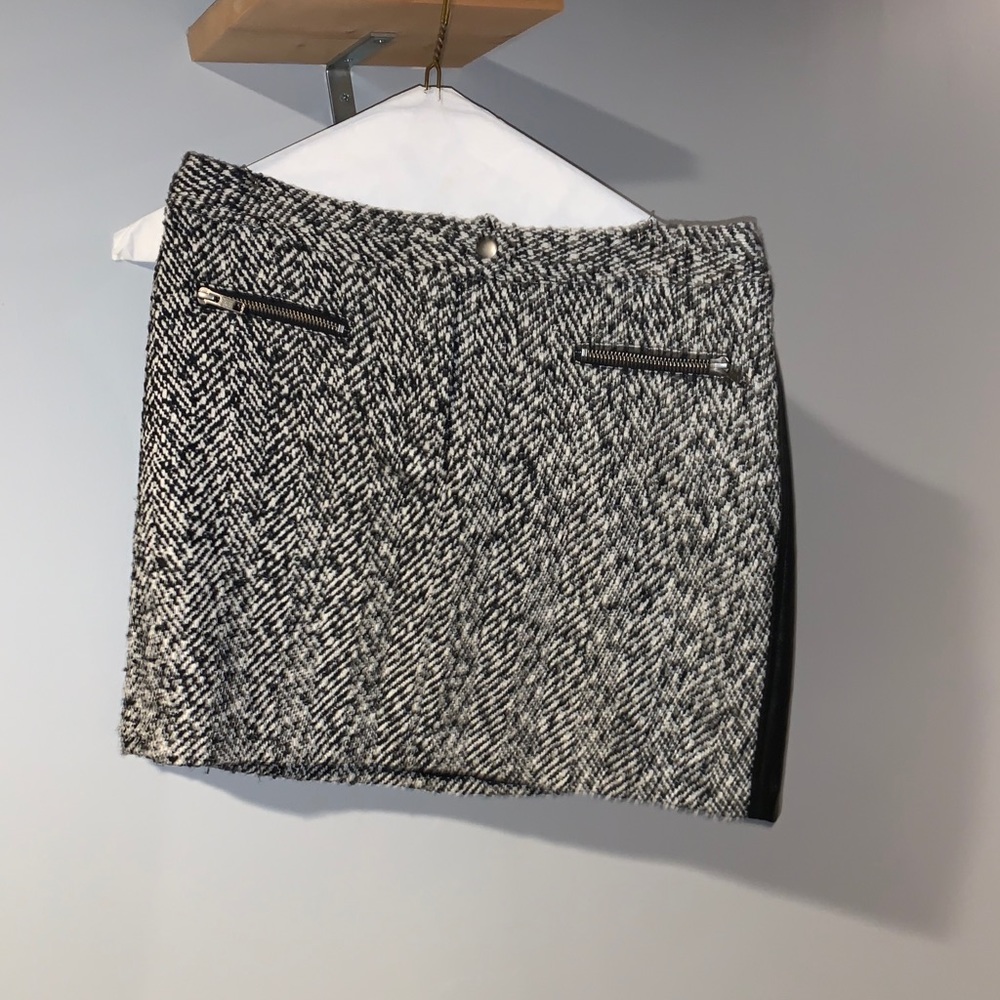Mini Houndstooth Skirt
